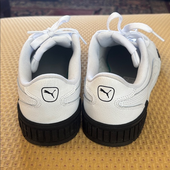 Puma Shoes - Picture 5 of 6